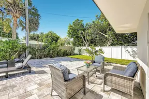 1950 NE 30th St, Lighthouse Point, FL 33064 - Photo 9