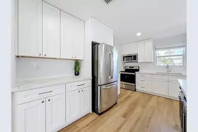 1950 NE 30th Street, Lighthouse Point, FL 33064 - Photo 23