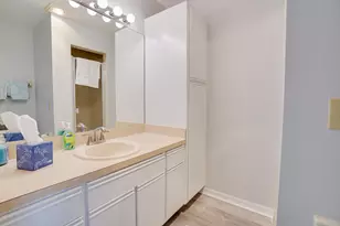 3201 SE Guenevere Ln, Port Saint Lucie, FL 34952 - Photo 21