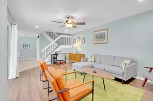 3201 SE Guenevere Ln, Port Saint Lucie, FL 34952 - Photo 17