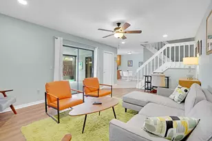 3201 SE Guenevere Ln, Port Saint Lucie, FL 34952 - Photo 9