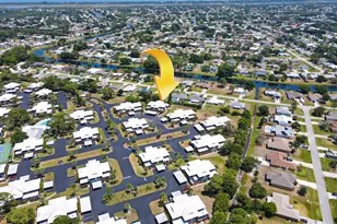 3201 SE Guenevere Ln, Port Saint Lucie, FL 34952 - Photo 29