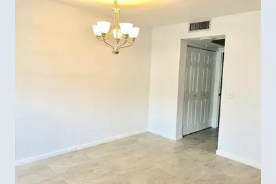 1067 Cornwall D, Boca Raton, FL 33434 - Photo 5