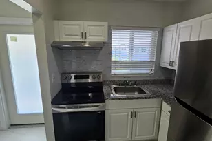 1115 Lake Terrace, Boynton Beach, FL 33426 - Photo 3