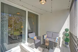 9480 Poinciana Pl, Davie, FL 33324 - Photo 17