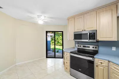 5041 Pine Drive, Boynton Beach, FL 33437 - Photo 9