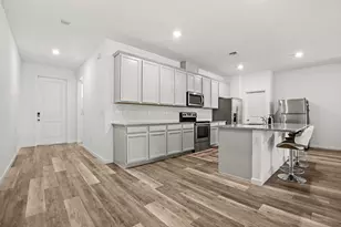 1826 Lake Cove Dr, Lake Worth, FL 33460 - Photo 11