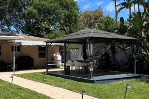 720 NE 7th St, Pompano Beach, FL 33060 - Photo 3