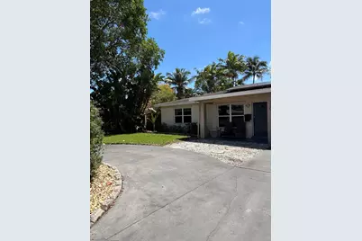 720 NE 7th Street, Pompano Beach, FL 33060 - Photo 1