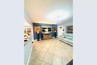 720 NE 7th Street, Pompano Beach, FL 33060 - Photo 3