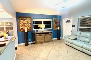 720 NE 7th St, Pompano Beach, FL 33060 - Photo 3