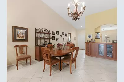 9624 Crescent View Drive N, Boynton Beach, FL 33437 - Photo 3