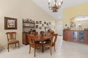 9624 Crescent View Dr N, Boynton Beach, FL 33437 - Photo 3