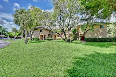 2384 NW 36th Avenue, Coconut Creek, FL 33066 - Photo 3