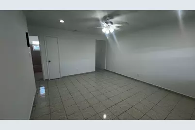 13 NE 2nd Avenue #201, Dania Beach, FL 33004 - Photo 3