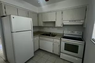 13 NE 2nd Ave, Dania Beach, FL 33004 - Photo 5