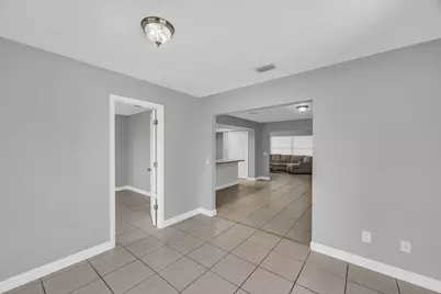 2621 SE Westmoreland Boulevard, Port Saint Lucie, FL 34952 - Photo 25