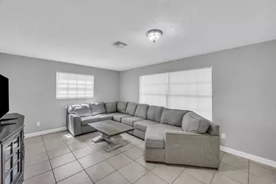 2621 SE Westmoreland Boulevard, Port Saint Lucie, FL 34952 - Photo 21