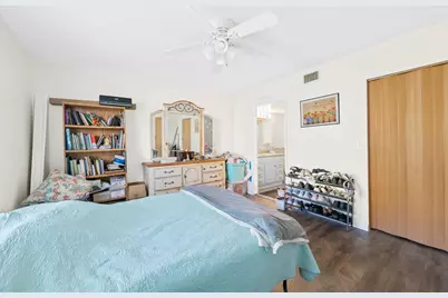 5570 Lakeside Drive #102, Margate, FL 33063 - Photo 9