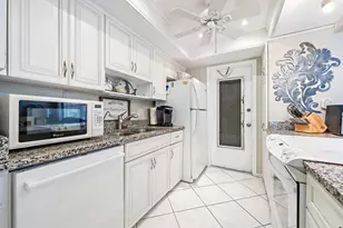 37 Yacht Club Dr, North Palm Beach, FL 33408 - Photo 7