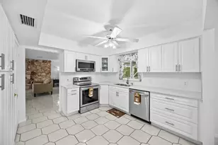 1742 W Terrace Dr, Lake Worth Beach, FL 33460 - Photo 3