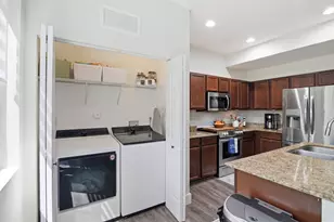 21482 NW 14th Ct, Miami Gardens, FL 33169 - Photo 3