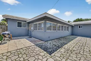 257 SW 5th St, Boca Raton, FL 33432 - Photo 45