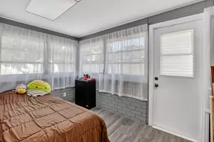 257 SW 5th St, Boca Raton, FL 33432 - Photo 39