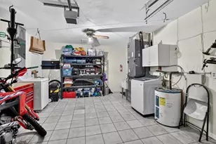 257 SW 5th St, Boca Raton, FL 33432 - Photo 49
