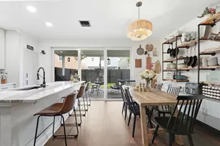 3221 John's Pl, Palm Springs, FL 33461 - Photo 7