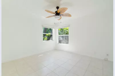 214 NE 11th Street, Delray Beach, FL 33444 - Photo 13
