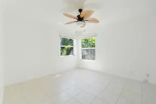 214 NE 11th St, Delray Beach, FL 33444 - Photo 13