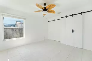 214 NE 11th St, Delray Beach, FL 33444 - Photo 15