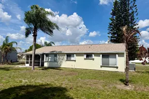 345 SW Tulip Blvd, Port Saint Lucie, FL 34953 - Photo 35