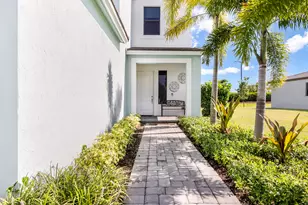 16378 Sea Turtle Pl, The Acreage, FL 33470 - Photo 9