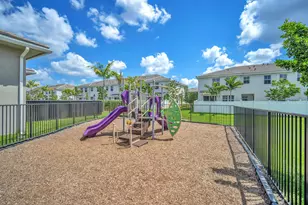 17002 SW 1st St, Pembroke Pines, FL 33027 - Photo 23
