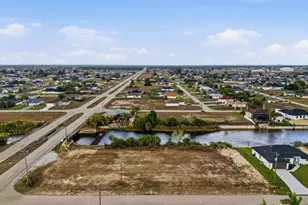 1525 NW 17th St, Cape Coral, FL 33993 - Photo 1