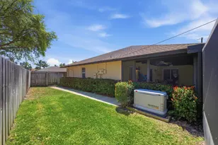 1207 Sea Pines Ln, Lantana, FL 33462 - Photo 35