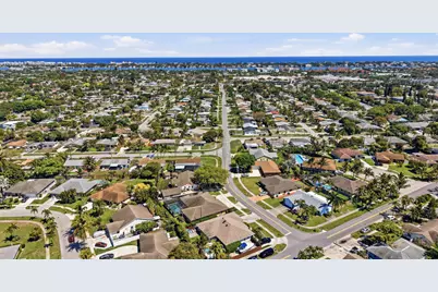 1207 Sea Pines Lane, Lantana, FL 33462 - Photo 41