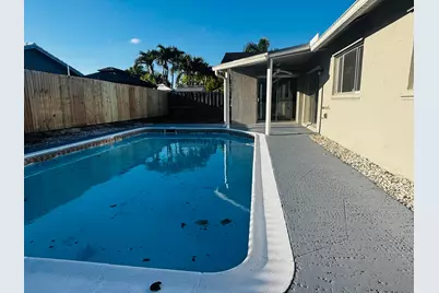 2324 NW 98th Terrace, Coral Springs, FL 33065 - Photo 15