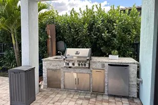 4834 Sand Dollar Dr, The Acreage, FL 33470 - Photo 13