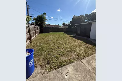 5042 Eadie Place, West Palm Beach, FL 33407 - Photo 5