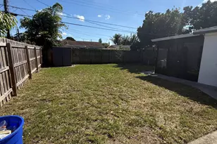 5042 Eadie Pl, West Palm Beach, FL 33407 - Photo 5