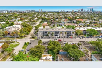 305 SE 11th Avenue #D, Pompano Beach, FL 33060 - Photo 25