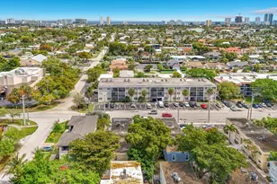 305 SE 11th Ave, Pompano Beach, FL 33060 - Photo 23