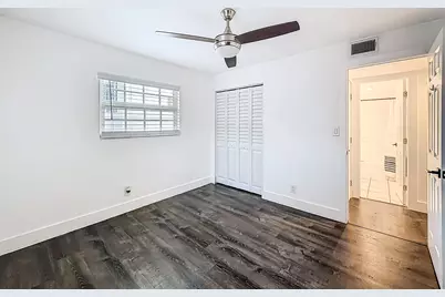 305 SE 11th Avenue #D, Pompano Beach, FL 33060 - Photo 9