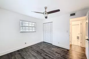 305 SE 11th Ave, Pompano Beach, FL 33060 - Photo 11