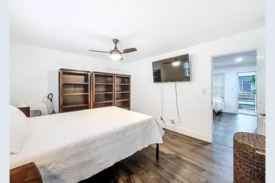 305 SE 11th Avenue #D, Pompano Beach, FL 33060 - Photo 11