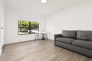 405 NE Midvale St, Port Saint Lucie, FL 34983 - Photo 13