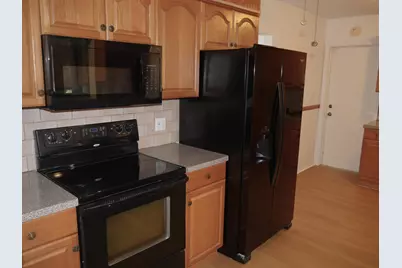 7421 NW 72nd Avenue, Tamarac, FL 33321 - Photo 9